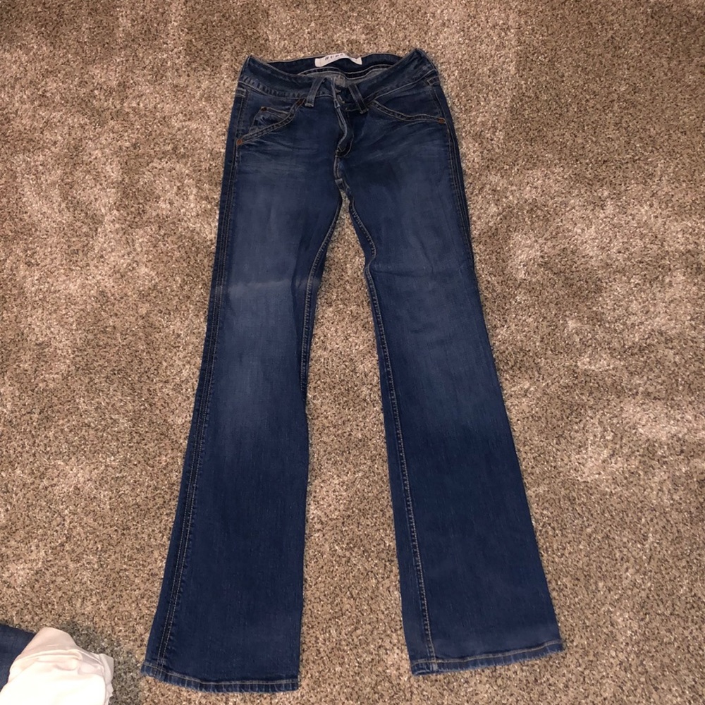 Women’s jeans